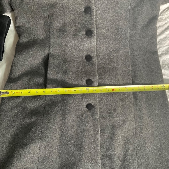 Hooded Long Wool Winter Coat with Velvet Lined Hood and Cuffs (size 12/large) - Picture 8 of 11